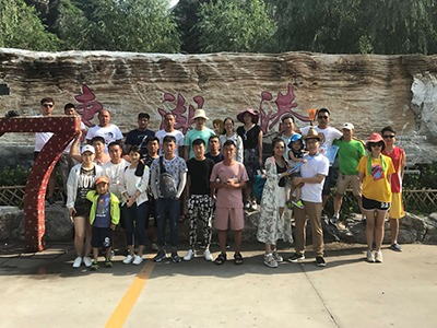 樱花视频在线观看黄員工集體活動